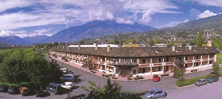 Alp Hotel Aosta Exterior foto