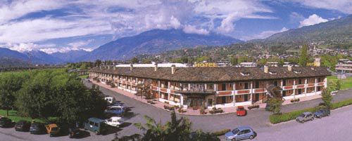 Alp Hotel Aosta Exterior foto